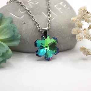 Hópehely formájú zöldes-kék színű Aurora kristály ezüst láncon  Téli csepp, Ékszer, Nyaklánc, Medálos nyaklánc, Ékszerkészítés, MESKA