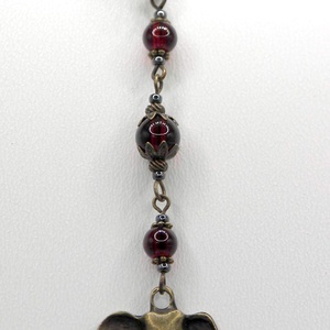 AJÁNDÉK dobozka! Antik bronz, sárkányt formázó könyvjelző gránát ásványgyöngyökkel, elefántfej alakú függővel � Gandhi - könyv & zene - könyvjelző - Meska.hu