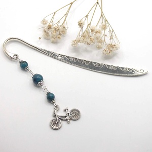 AJÁNDÉK csomagolás! Ezüst színű, íves könyvjelző sötétkék apatit ásványgyöngyökkel, kerékpár függővel � Kék bicikli, Könyv & Zene, Könyvjelző, Ékszerkészítés, MESKA