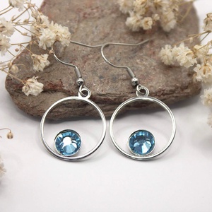 Nemesacél fülbevaló akvamarin színű Swarovski kristályokkal - Caelis - Meska.hu