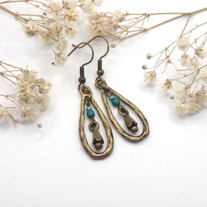 Csepp formába zárt azúrkék gyöngyös, bimbós fülbevaló � Semina - ékszer - fülbevaló - lógó fülbevaló - Meska.hu