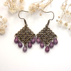 Antik bronz fülbevaló fémes-lila csepp alakú üveggyöngyökkel - Vega - Meska.hu