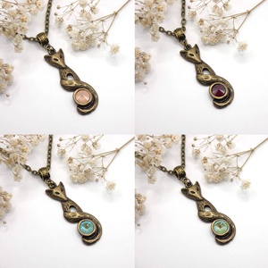 Antik bronz, róka formájú medál, választható színű Swarovski kristállyal � Fox Glow - ékszer - nyaklánc - medálos nyaklánc - Meska.hu