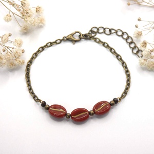 Antik bronz karkötő arany közepvonalú, barna színű kávészemekkel � Cortado, Ékszer, Karkötő, Gyöngyös karkötő, Ékszerkészítés, MESKA