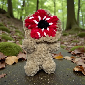 Horgolt Demagorgon baby   - játék & sport - plüssállat & játékfigura - plüss mesefigurák - Meska.hu