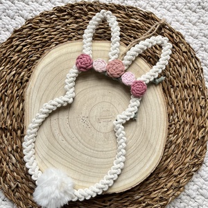 Makramé nyuszi fali dekoráció/ajtó kopogtató � tavaszi, húsvéti dekoráció, Otthon & Életmód, Dekoráció, Fali és függő dekoráció, Falra akasztható dekor, Csomózás, MESKA