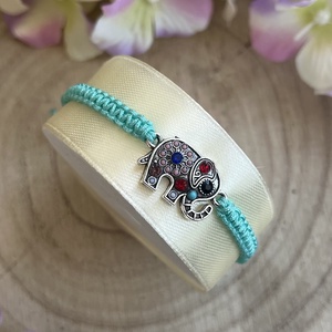 Elefánt medálos csomózott karkötő � állítható méret - ékszer - karkötő - fonott karkötő - Meska.hu