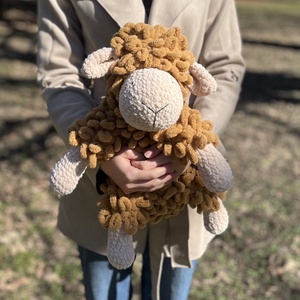 Pihe-puha horgolt bari � ölelni való kis barát - játék & sport - plüssállat & játékfigura - plüss bárány - Meska.hu