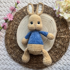 Horgolt plüss nyuszi - Meska.hu