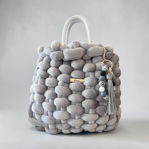 Roxanique Soft Cloud Fonott Kézitáska  - Meska.hu