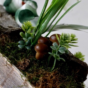 Tavaszi asztaldísz ajándékba akár Valentin-napra, ballagásra, születésnapra,  névnapra... - otthon & életmód - virágdekoráció - virágdíszek - virágdísz kaspóban - Meska.hu