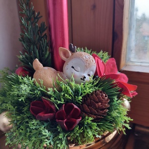 Adventi vendégváró asztaldísz alvó őzikével, gyertyával - karácsony - adventi díszek - adventi gyertyadíszek és koszorúdíszek - Meska.hu