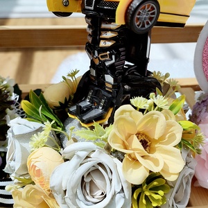 Fiús csokor ovis ballagásra, vagány autobot (autó+robot)  - otthon & életmód - virágdekoráció - virágok - virágcsokor - Meska.hu