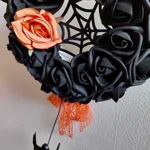 Közeledik... ne szalaszd el! Halloween kopogtató  - otthon & életmód - dekoráció - halloween - halloweeni ajtódíszek és ablakdíszek - Meska.hu