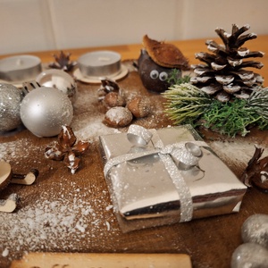 Adventi koszorú,  természetes adventi koszorú fa alapon - karácsony - adventi díszek - adventi koszorú - Meska.hu