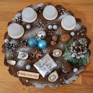 Adventi koszorú, természetes adventi koszorú fa alapon  - Meska.hu