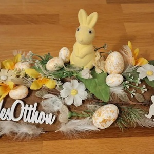 Tavaszi asztaldísz, lazúrozott fa alapon, zuzmóval  - Meska.hu