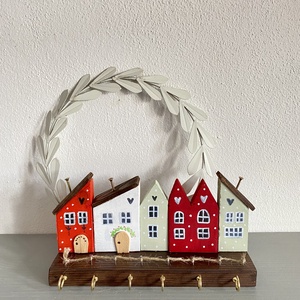 Kárminpiros, narancs házikós kulcstartó - otthon & életmód - dekoráció - fali és függő dekoráció - fali kulcstartó - Meska.hu