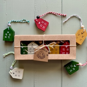 10 házikós karácsonyfadísz zöld-piros - karácsony - karácsonyi lakásdekoráció - karácsonyfadíszek - Meska.hu 10 házikós karácsonyfadísz zöld-piros - karácsony - karácsonyi lakásdekoráció - karácsonyfadíszek - Meska.hu