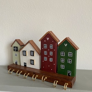 Bordó, menta, zöld házikós kézműves kulcstartó - otthon & életmód - dekoráció - fali és függő dekoráció - fali kulcstartó - Meska.hu Bordó, menta, zöld házikós kézműves kulcstartó - otthon & életmód - dekoráció - fali és függő dekoráció - fali kulcstartó - Meska.hu