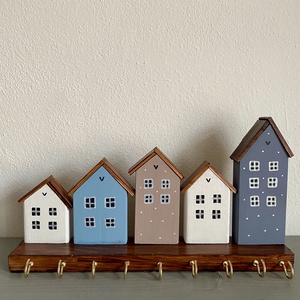 Nagyméretű kék házikós kulcstartó - Meska.hu