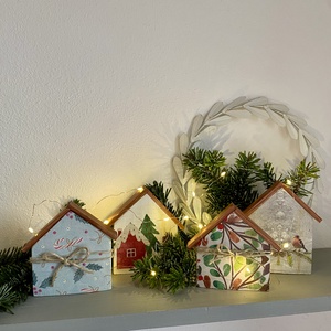 Téli házikók-karácsonyi ablakdísz, Karácsony, Adventi díszek, Adventi ablakdekoráció, Famegmunkálás, MESKA