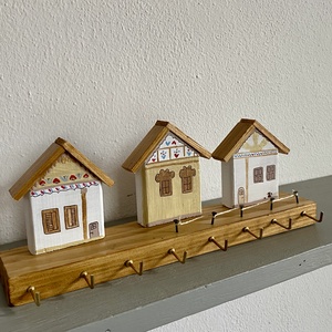 Cicás népi házikós kulcstartó - otthon & életmód - dekoráció - fali és függő dekoráció - fali kulcstartó - Meska.hu