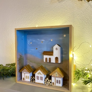 Karácsonyi falucska templommal - kézműves ajándékötlet, Karácsony, Adventi díszek, Adventi ablakdekoráció, Festett tárgyak, MESKA