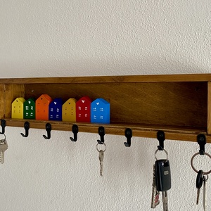 Pöttyös utca-fogas színes egyéniségeknek, Otthon & Életmód, Dekoráció, Fali és függő dekoráció, Fali kulcstartó, Famegmunkálás, MESKA