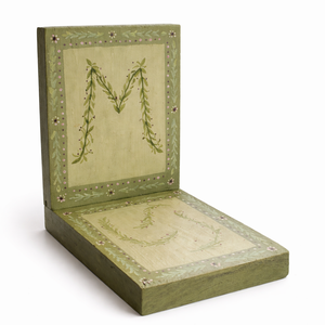 Monogramos olíva könyvtámasz - ajándékötlet - személyre szabható - otthon & életmód - dekoráció - asztal és polc dekoráció - könyvtámasz - Meska.hu