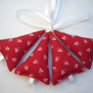 Fenyő díszek 4db ( 6x10cm-es) - karácsony - karácsonyi lakásdekoráció - karácsonyfadíszek - Meska.hu Fenyő díszek 4db ( 6x10cm-es) - karácsony - karácsonyi lakásdekoráció - karácsonyfadíszek - Meska.hu