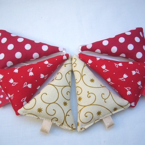Fenyő díszek 6db ( 6x10cm-es) - karácsony - karácsonyi lakásdekoráció - karácsonyfadíszek - Meska.hu Fenyő díszek 6db ( 6x10cm-es) - karácsony - karácsonyi lakásdekoráció - karácsonyfadíszek - Meska.hu
