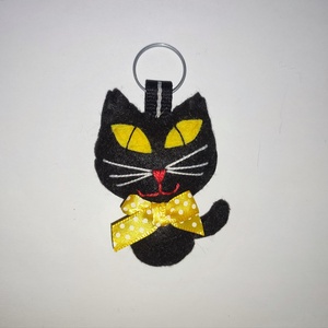 Fekete filc cuki cica - táska & tok - kulcstartó & táskadísz - kulcstartó - Meska.hu