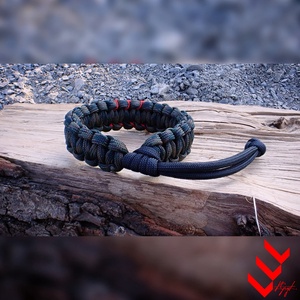 Paracord karkötő - ékszer - karkötő - fonott karkötő - Meska.hu