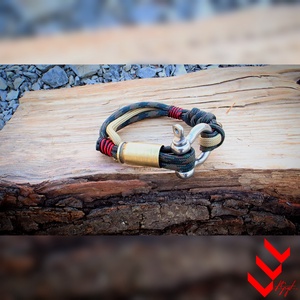 Paracord karkötő - ékszer - karkötő - fonott karkötő - Meska.hu