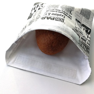 Újságos snackbag, tépőzáras uzsitasak, vízhatlan szendvicstartó, uzsonnás tasak, szendvics tartó újraszalvéta - táska & tok - uzsonna- & ebéd tartó - szendvics csomagoló - Meska.hu