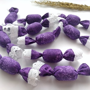 10 db karácsonyi textil szaloncukor dísz - karácsonyi szaloncukor - dekor szaloncukor  - karácsony - karácsonyi lakásdekoráció - ünnepi asztaldekoráció - Meska.hu