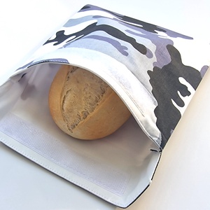 Szürke terepmintás snackbag, tépőzáras uzsitasak, vízhatlan szendvicstartó, uzsonnás tasak, uzsonnás szendvics tartó - Meska.hu