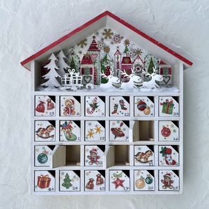 Fa adventi naptár, kalendárium - téli házikó - karácsony - adventi díszek - adventi naptár - Meska.hu