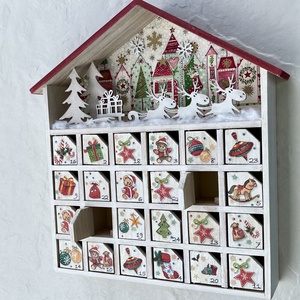 Fa adventi naptár, kalendárium - téli házikó - karácsony - adventi díszek - adventi naptár - Meska.hu