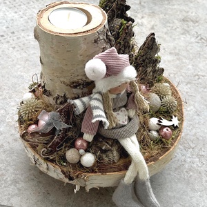 Erdei lányka  téli asztaldísz farönk mécsestartóval - karácsony - adventi díszek - adventi koszorú - Meska.hu