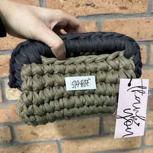 Horgolt SABIÉ kézitáska és neszesszer - táska & tok - kézitáska & válltáska - kézitáska - Meska.hu