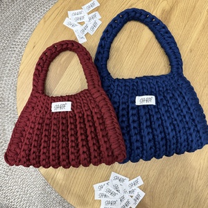 Horgolt SABIÉ burgundiszínű kézi- és válltáska - táska & tok - kézitáska & válltáska - válltáska - Meska.hu