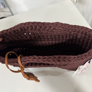 Horgolt SABIE kézitáska, ajándék táskadísszel  - táska & tok - kézitáska & válltáska - kézitáska - Meska.hu