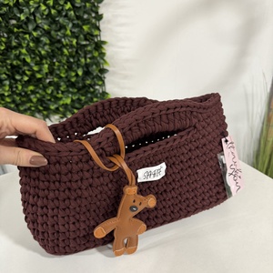 Horgolt SABIE kézitáska, ajándék táskadísszel  - táska & tok - kézitáska & válltáska - kézitáska - Meska.hu