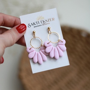 Rózsaszín függő fülbevaló karikával - ékszer - fülbevaló - lógó fülbevaló - Meska.hu