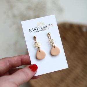 Barack virágos fülbevaló - ékszer - fülbevaló - lógó fülbevaló - Meska.hu