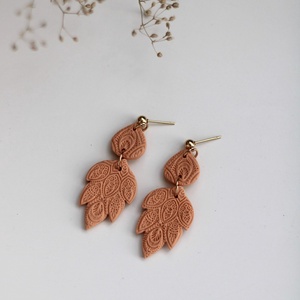 Mandala mintás függő fülbevaló, Ékszer, Fülbevaló, Lógó fülbevaló, Ékszerkészítés, Gyurma, MESKA