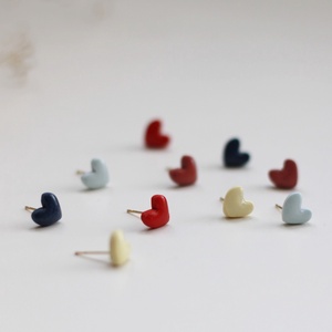 Szív alakú gomb fülbevaló - ékszer - fülbevaló - pötty fülbevaló - Meska.hu