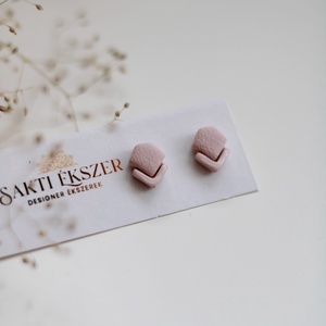 Drapp elegáns gomb fülbevaló, Ékszer, Fülbevaló, Pötty fülbevaló, Gyurma, Ékszerkészítés, MESKA